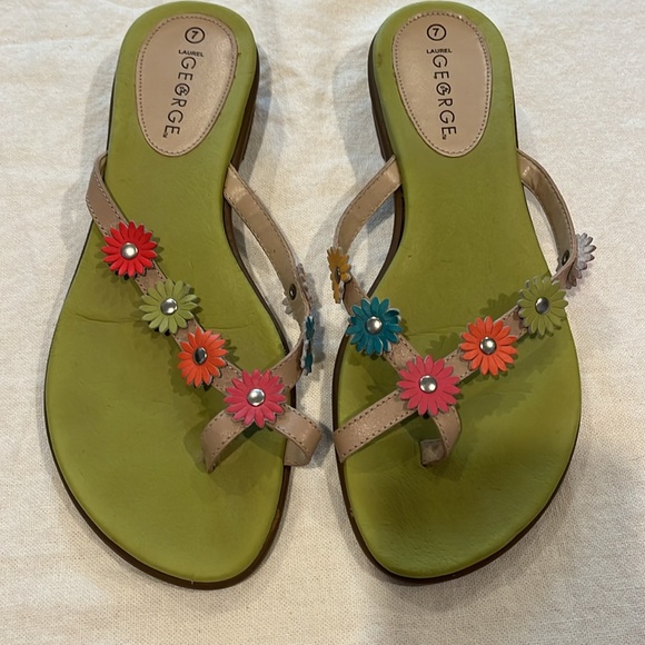George Sandals - Picture 2 of 16